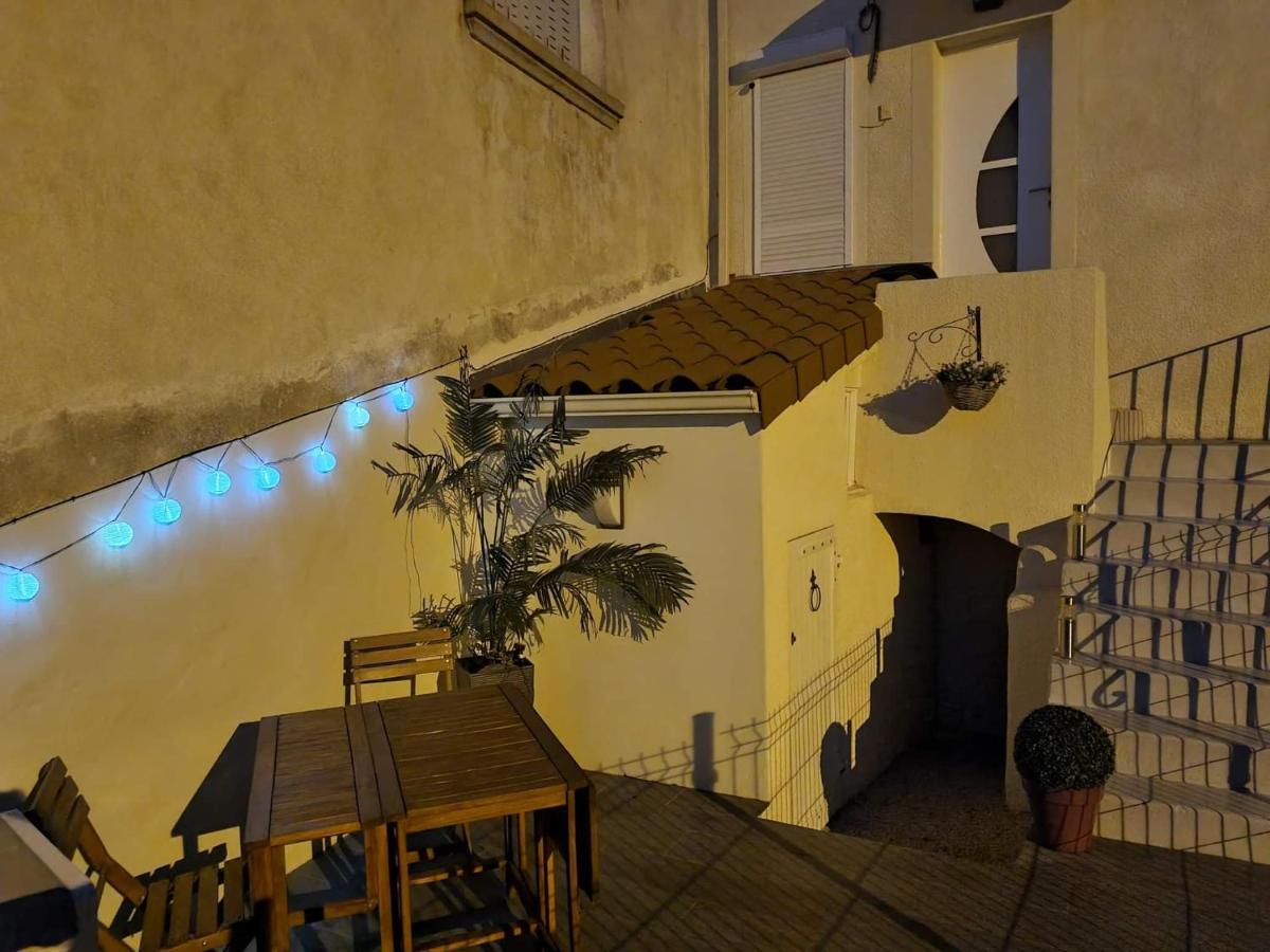 Une pause au vert'gnate Le Breuil-sur-Couze Extérieur photo